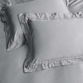 Kings & Queens Egyptian Cotton Classic Hemstitch Duvet Cover Set in Cloud Pillowcase Sham Set
