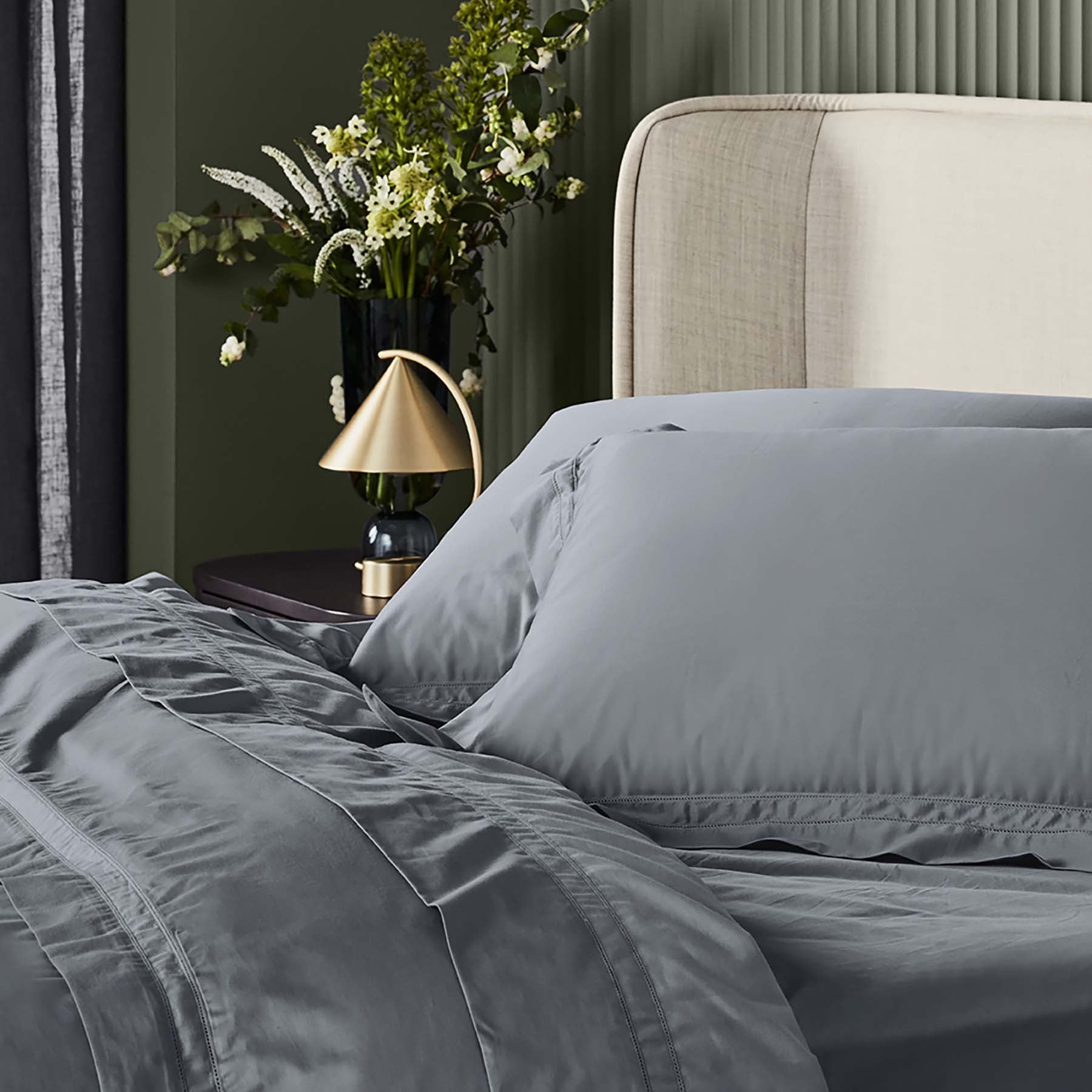 Kings & Queens Egyptian Cotton Classic Hemstitch Supreme Bundle Set in Slate Side View Duvet