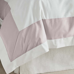 Kings & Queens Egyptian Cotton Signature Cuff Duvet Cover Set in Rose Fabric Detail