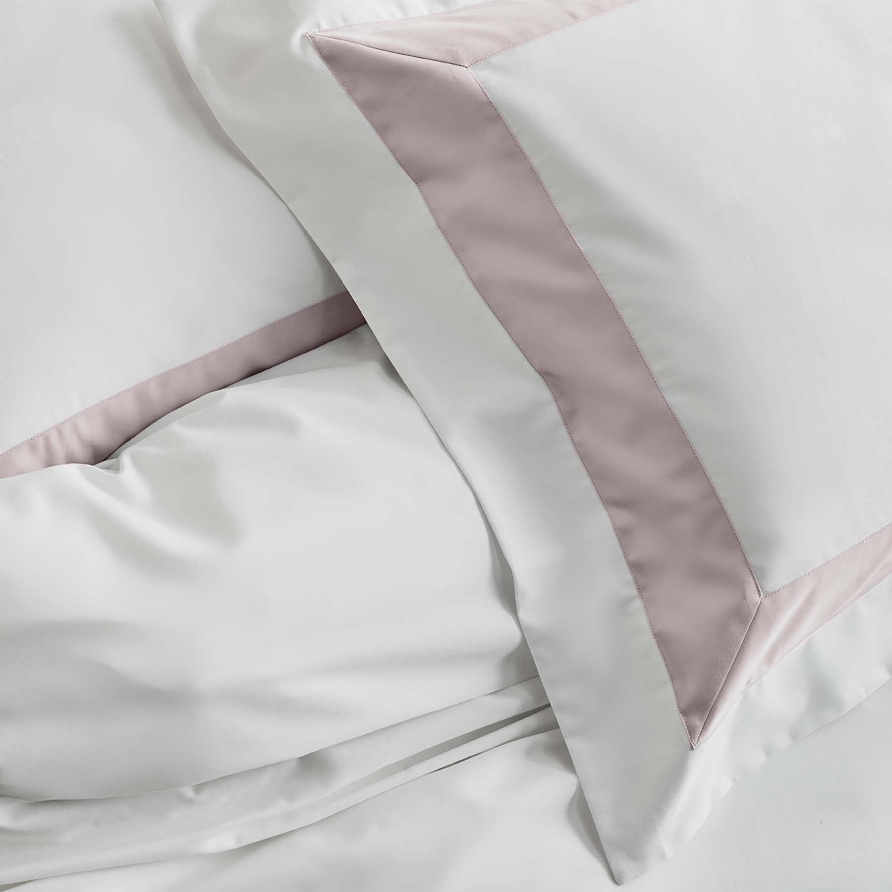 Kings & Queens Egyptian Cotton Signature Cuff Duvet Cover Set in Rose Top Bed