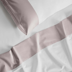 Kings & Queens Egyptian Cotton Signature Cuff Sheet Set in Rose Fabric Detail
