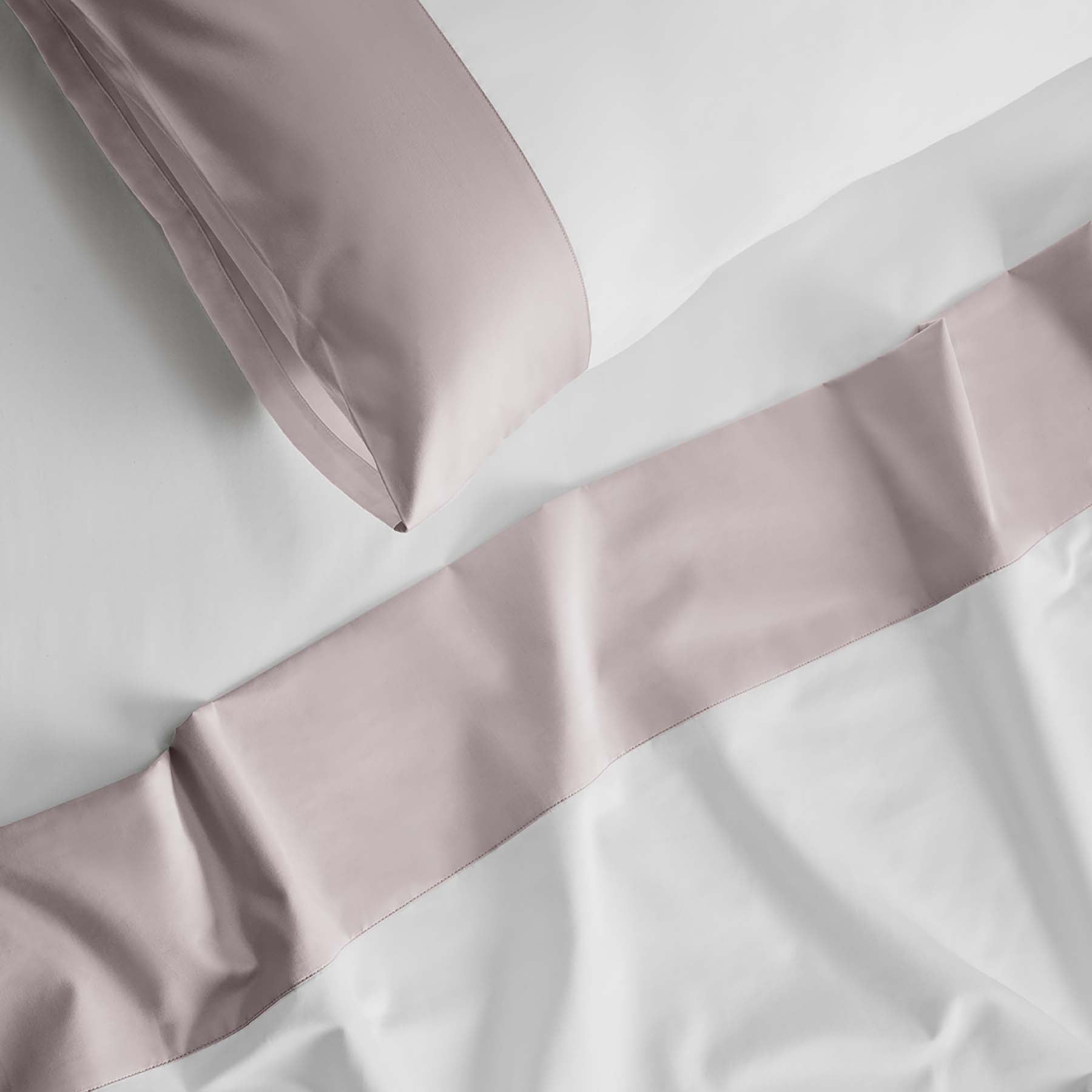 Kings & Queens Egyptian Cotton Signature Cuff Supreme Bundle Set in Rose Fabric Detail Sheet